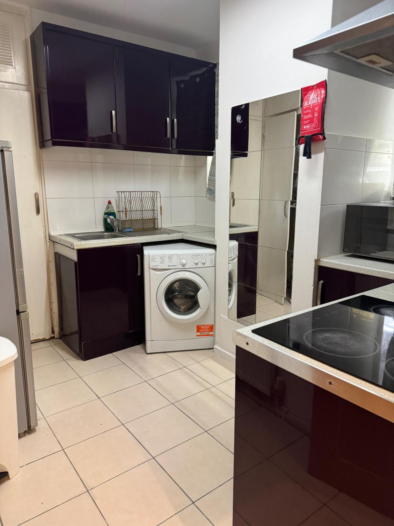 Excellent - 3 Bedrooms * Londra